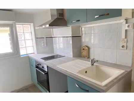 location maison  m² t-2 à châtelaillon-plage  700 €
