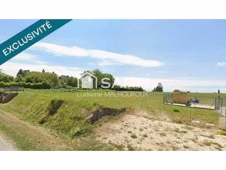 terrain constructible viabilisé à vendre