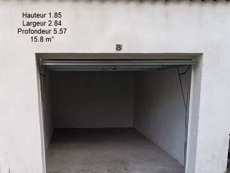 parking à louer