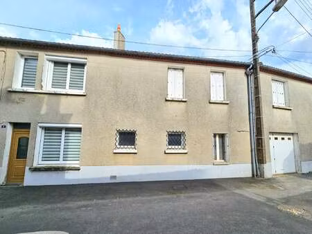 vente maison à roussay (49450) : à vendre / 143m² roussay