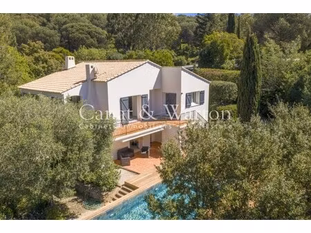 maison de luxe à vendre à la croix-valmer