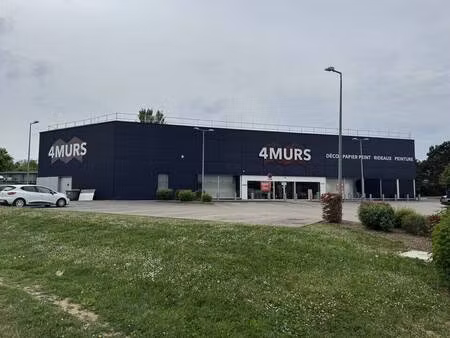 local commercial à louer