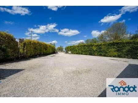 terrain constructible viabilisé à vendre