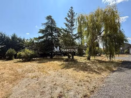 terrain constructible viabilisé à vendre