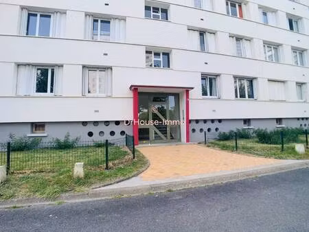 charlotte réveille dr house immo