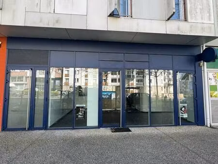 local commercial à louer