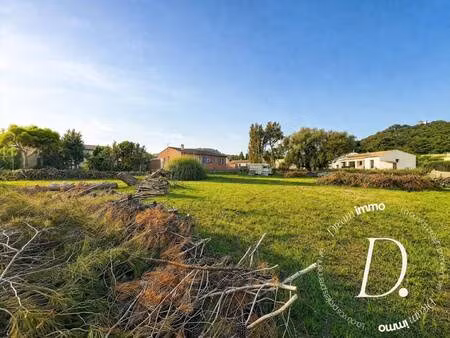 terrain constructible viabilisé à vendre