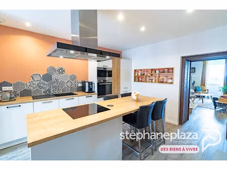 appartement coligny 3 pièces 89 m² - jardin et cave - faibles charges