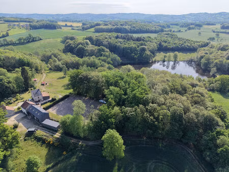 creuse - superbe propriété de campagne avec un étang de pêche à la carpe d'environ 2 5 hec