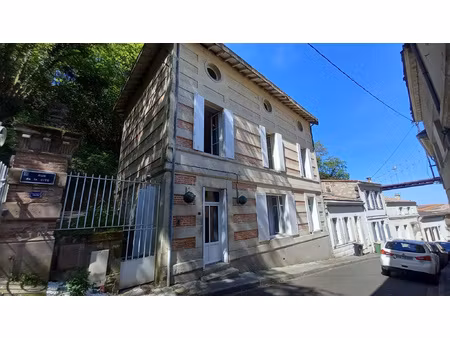 maison 9 pièces de 211 m2