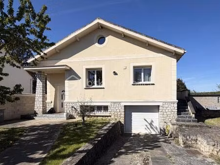 maisons 6 pièces 125 m2 terrain 720 m2