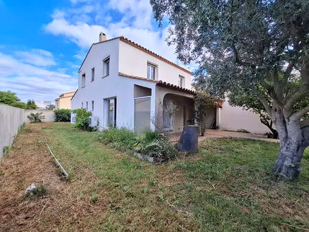 canet plage villa 3 faces de type 4 avec garage et jardin