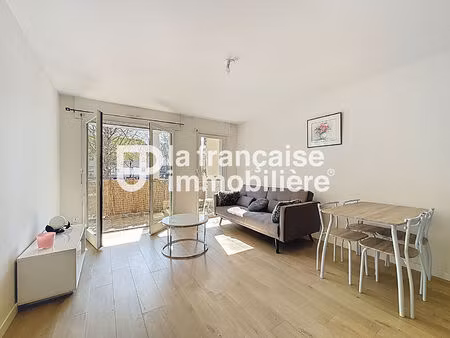 appartement t2 meublé de 46.53m² - centre bourg pacé