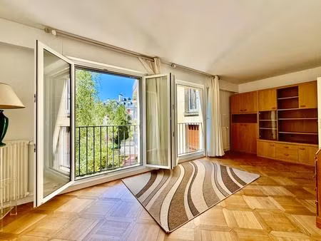 versailles notre dame - studio vide 29m² - 3ème avec ascenseur