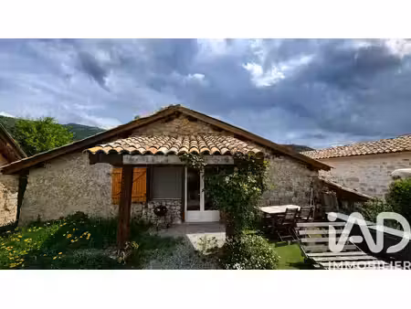 maison de campagne à la piarre (05700)
