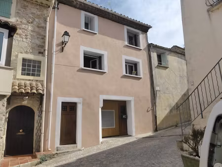 maison de village trois pieces