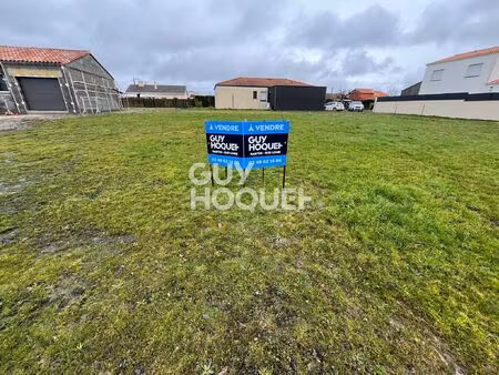 terrain à bâtir de 448 m² – la chevrolière – libre de constructeur