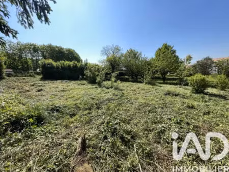 terrain à bâtir à montournais (85700)