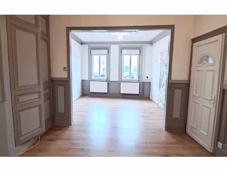 location appartement  m² t-1 à abbeville  555 €