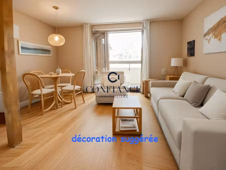 (06660) auron f1 chambre cabine terrasse parking