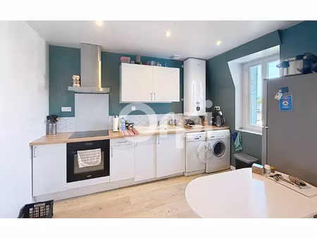 location appartement  m² t-2 à brive-la-gaillarde  570 €