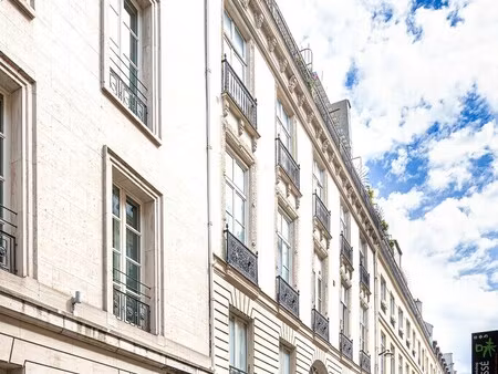 location bureaux 65 m²