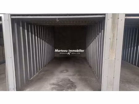 parking / box le mans