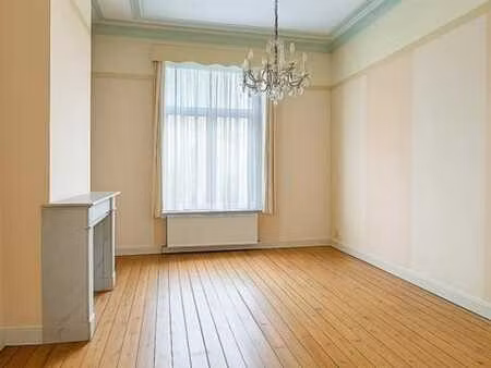 grande maison bruxelloise à rénover