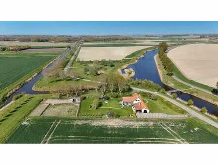 magnifique maison de campagne rénovée avec vue dégagée sur