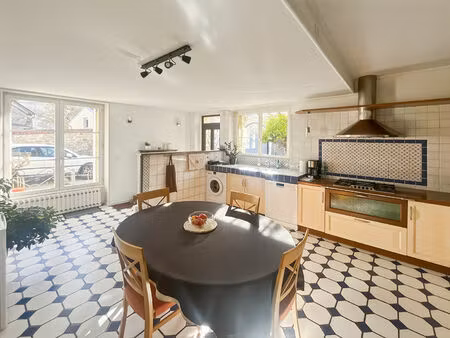 vente maison 7 pièces  140.00m²  oinville