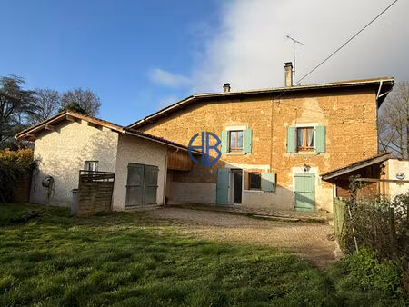 maison 5 pièce(s)   3 chambres  105.2 m2