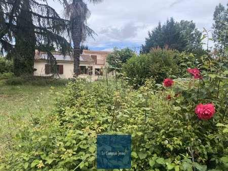 en exclusivite grande maison sur plus de 3000 m2 de parcelle