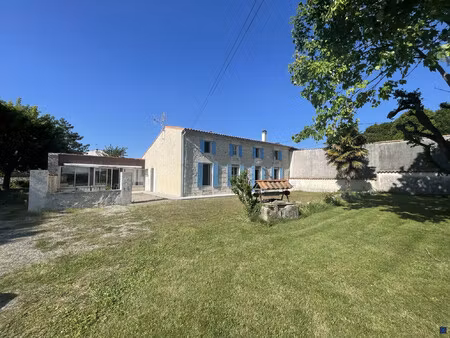 charentaise 151m² semussac