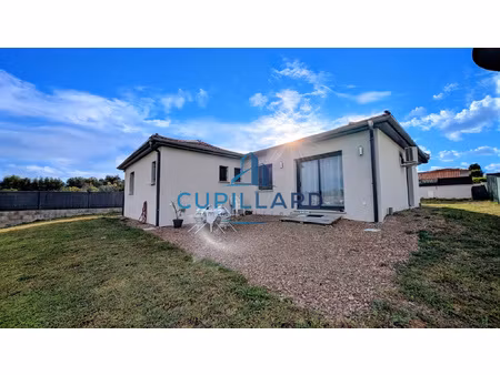 maison recente de plain-pied