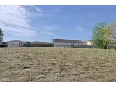 terrain constructible viabilisé à vendre