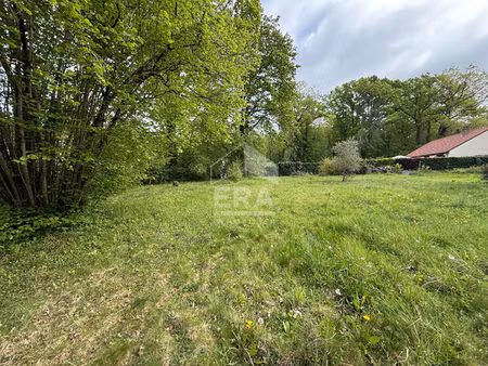 terrain à bâtir de 800 m²