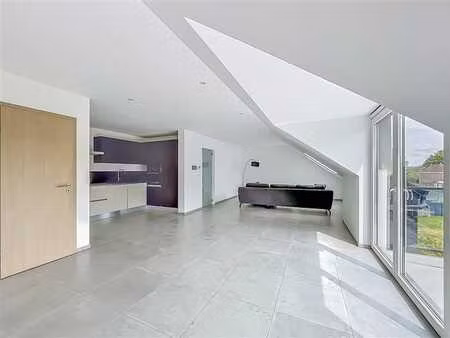 magnifque appartement 2 chambres avec balcon et parking