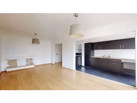 appartement 2 chambres + terrasse - place altitude cent
