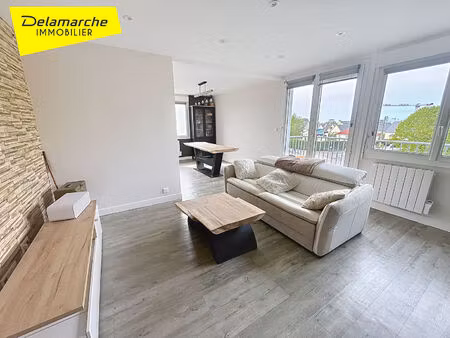 a vendre appartement d'environ 71m2 à granville