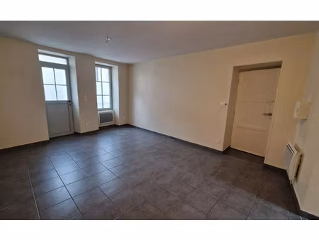 location appartement  m² t-3 à rozay-en-brie  855 €