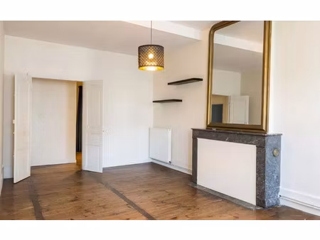 location appartement  m² t-2 à saint-sever  500 €