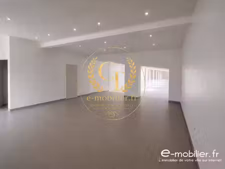 local commercial à vendre