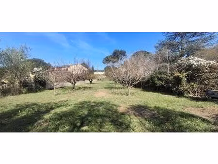 terrain à vendre