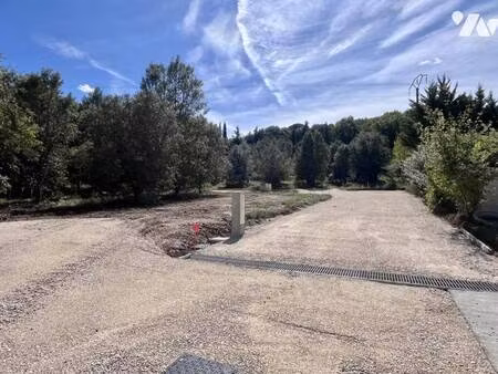 terrain constructible viabilisé à vendre