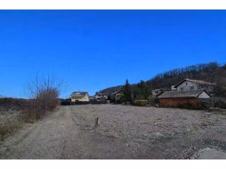 terrain constructible viabilisé à vendre