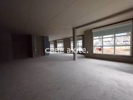 local commercial à louer