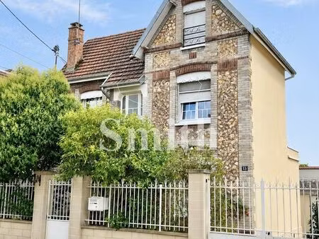 maison 5 pièces 105 m²