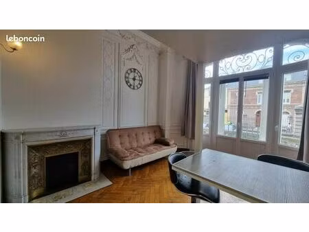 studio 1 pièce 31 m²