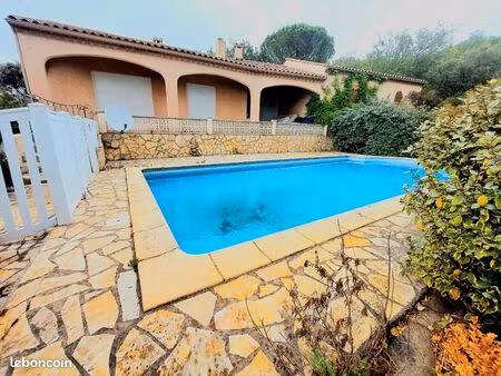 maison a rénover avec piscine 2000 m² jardin