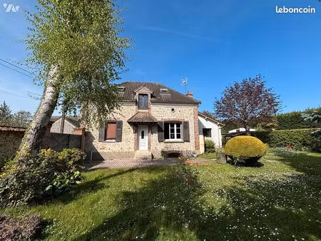 maison 6 pièces 207 m²